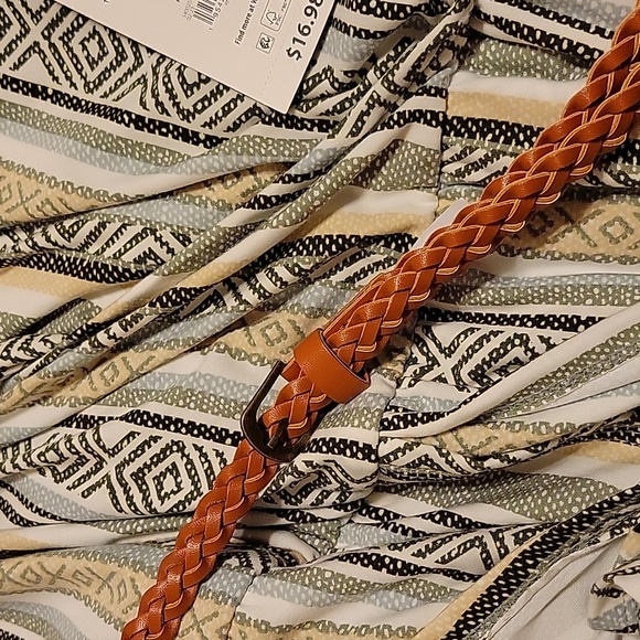 No Boundaries size XXL (19) Bohemian Romper with high low green and white - Picture 6 of 6